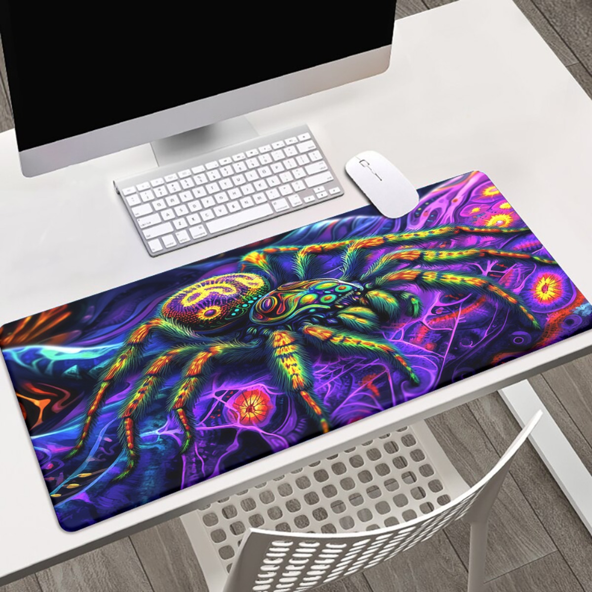 Brand Vibrant Spider Mousepad  - Gaming Accessories Brands 리뷰 및 가격